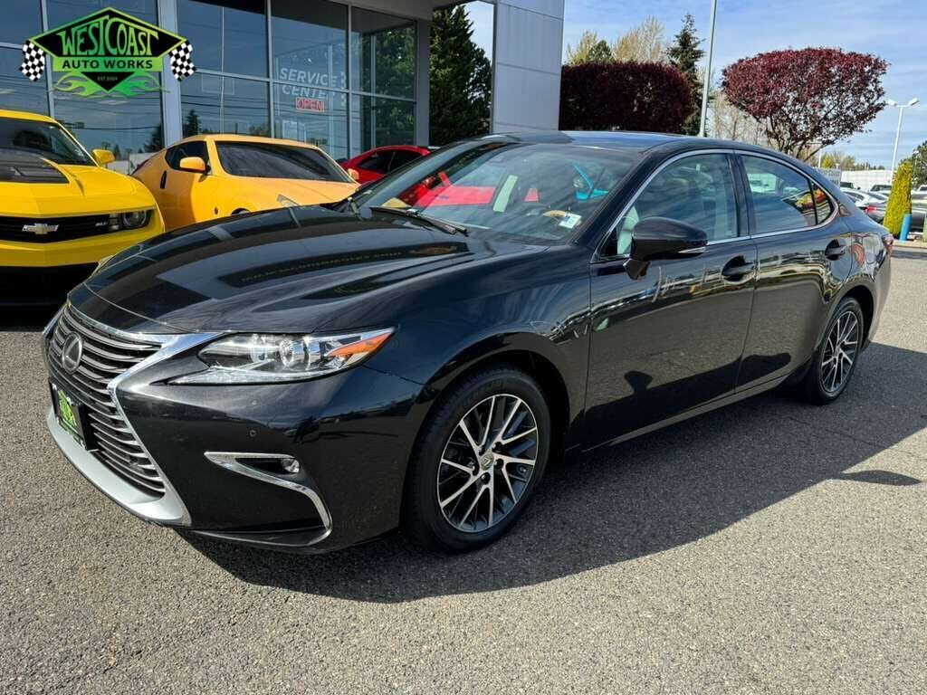 2017 LEXUS ES