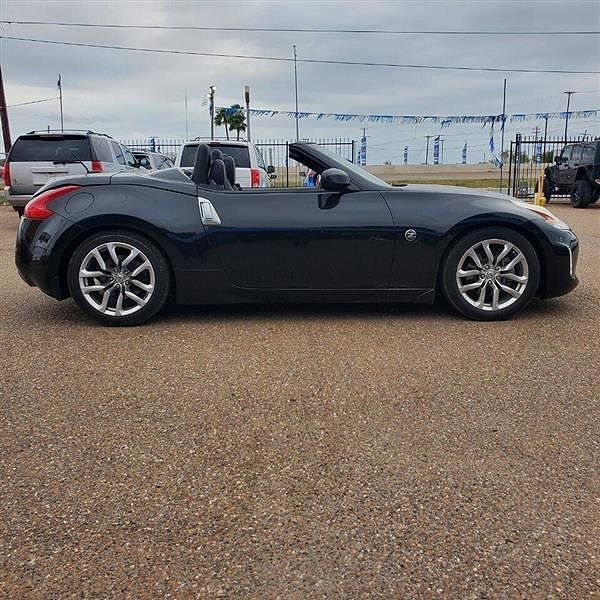 2014 NISSAN 370Z
