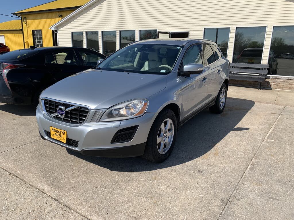 2011 VOLVO XC60