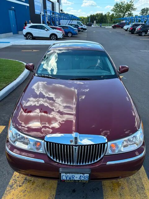 Lincoln Town Car