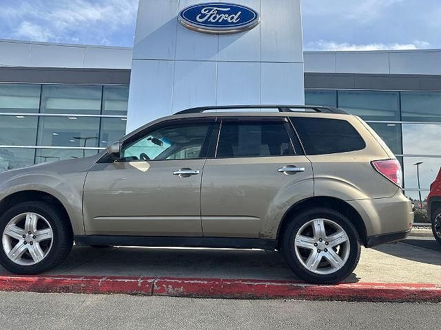2009 SUBARU Forester