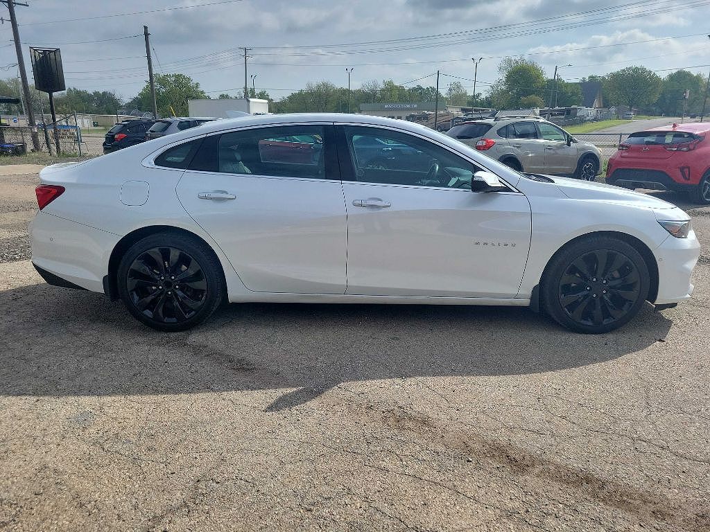 2017 CHEVROLET Malibu