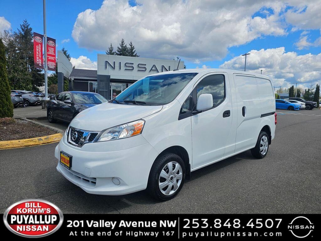 2020 NISSAN NV200