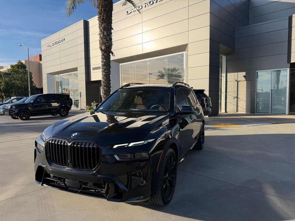 2024 BMW X7