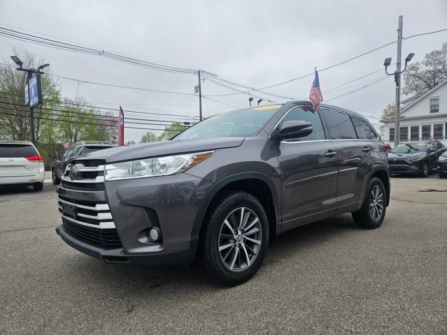2017 TOYOTA Highlander