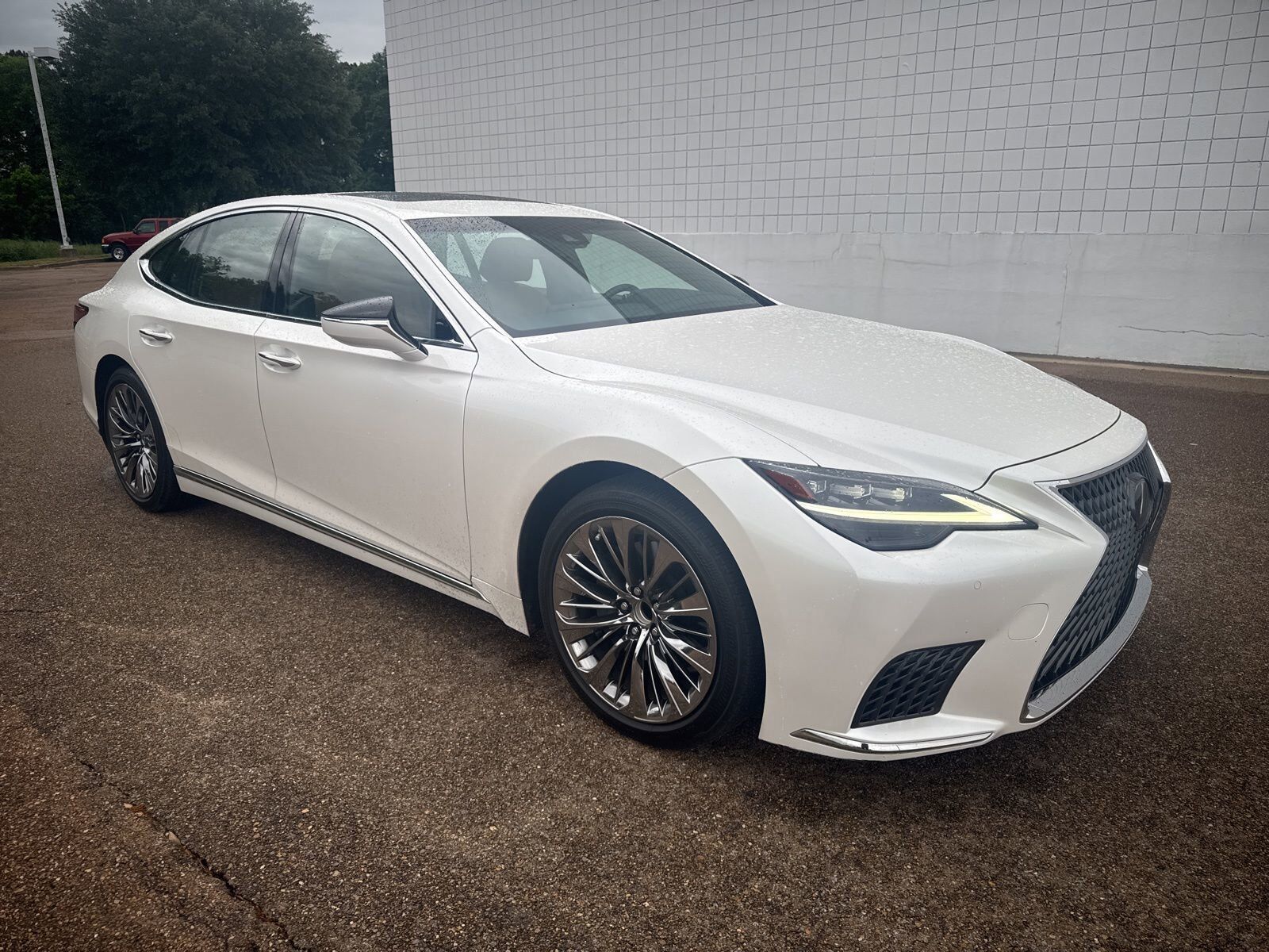 2022 LEXUS LS