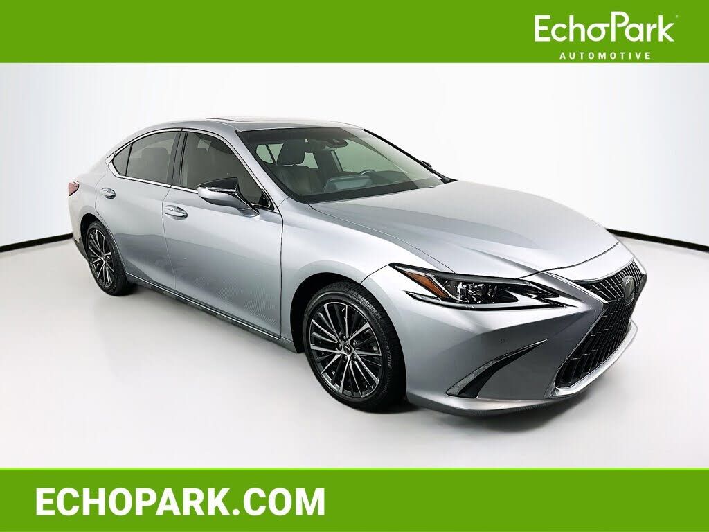 2022 LEXUS ES