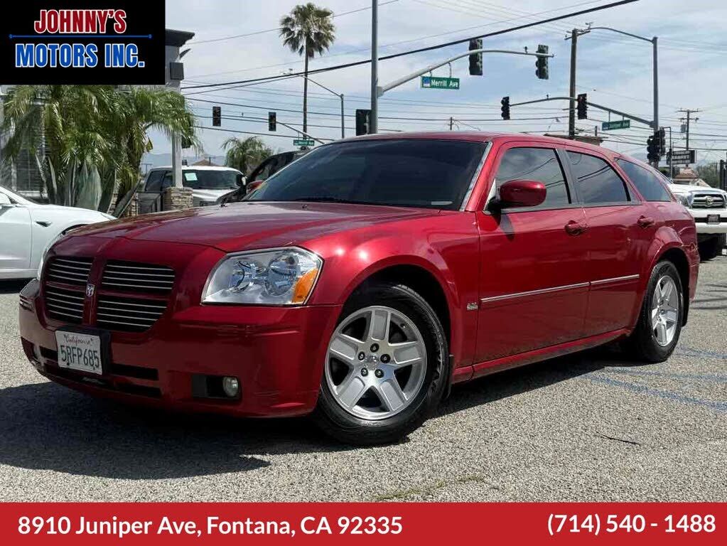2005 DODGE Magnum