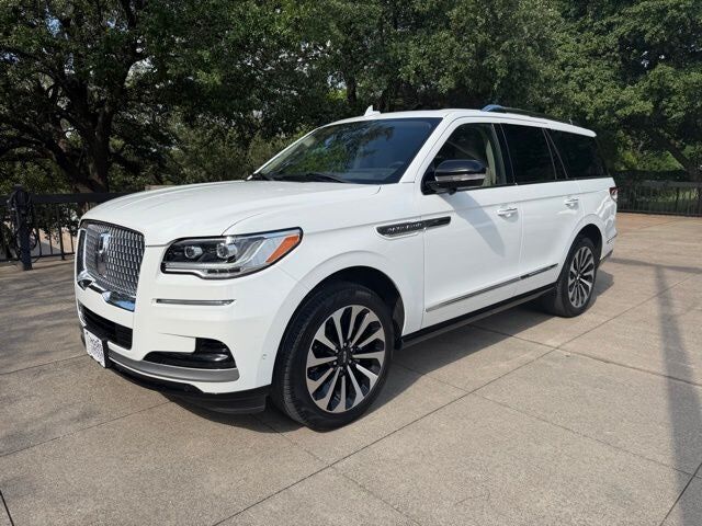 2022 LINCOLN Navigator