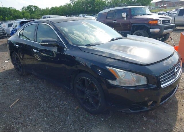 2012 NISSAN Maxima