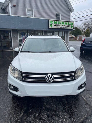2016 VOLKSWAGEN Tiguan