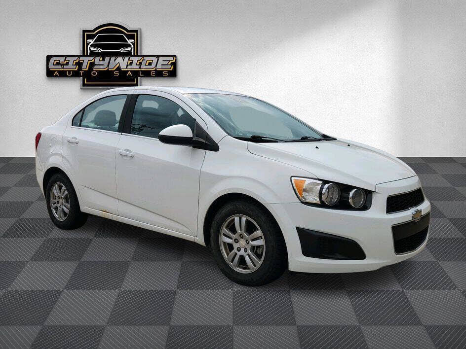 2012 CHEVROLET Sonic