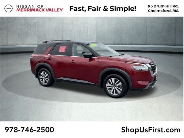 2022 NISSAN Pathfinder