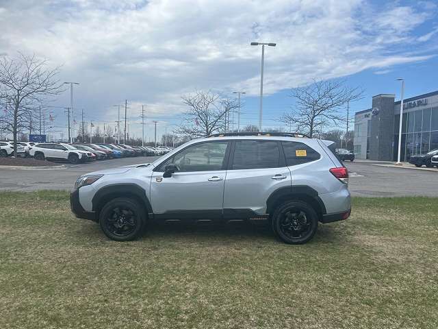 2023 SUBARU Forester