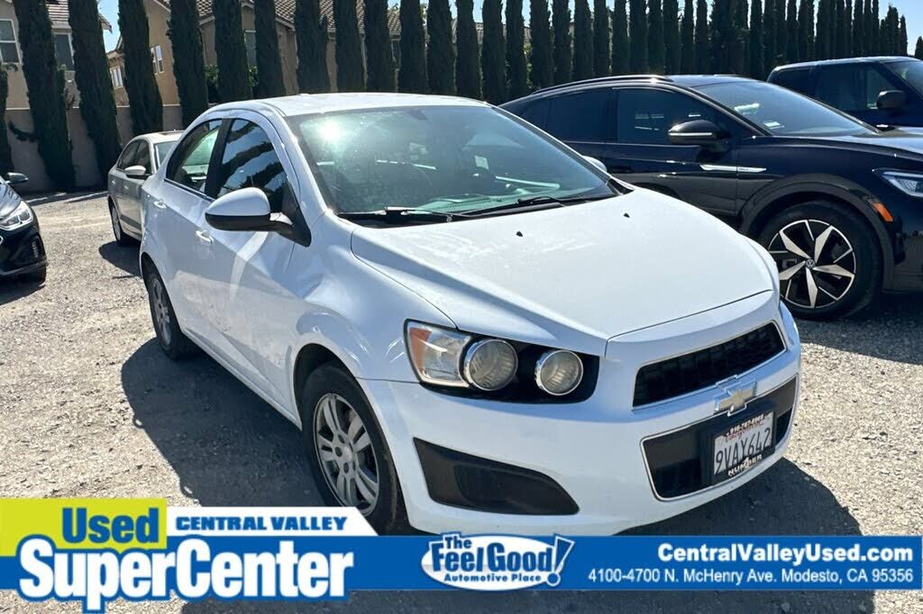 2015 CHEVROLET Sonic