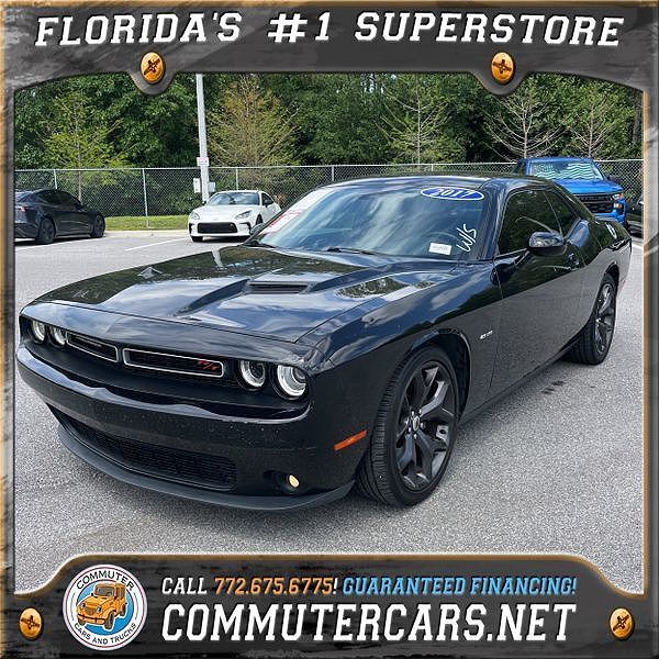 2017 DODGE Challenger