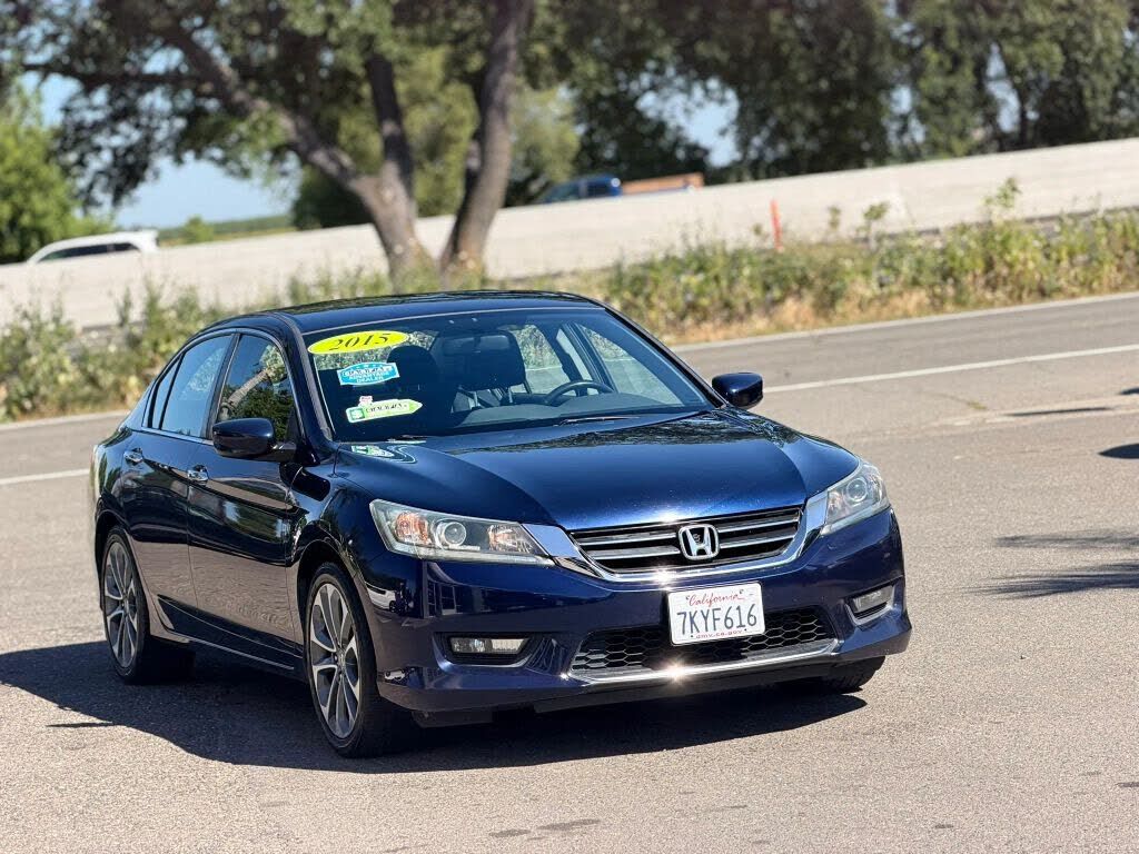 2015 HONDA Accord