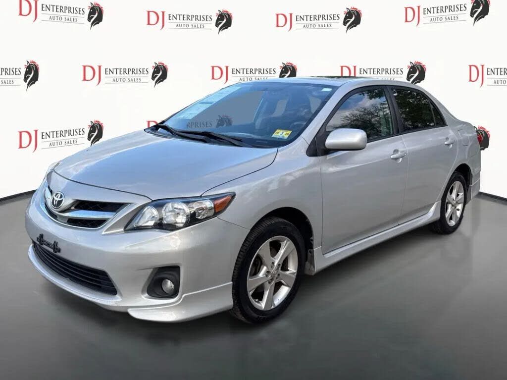 2011 TOYOTA Corolla
