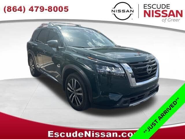 2024 NISSAN Pathfinder