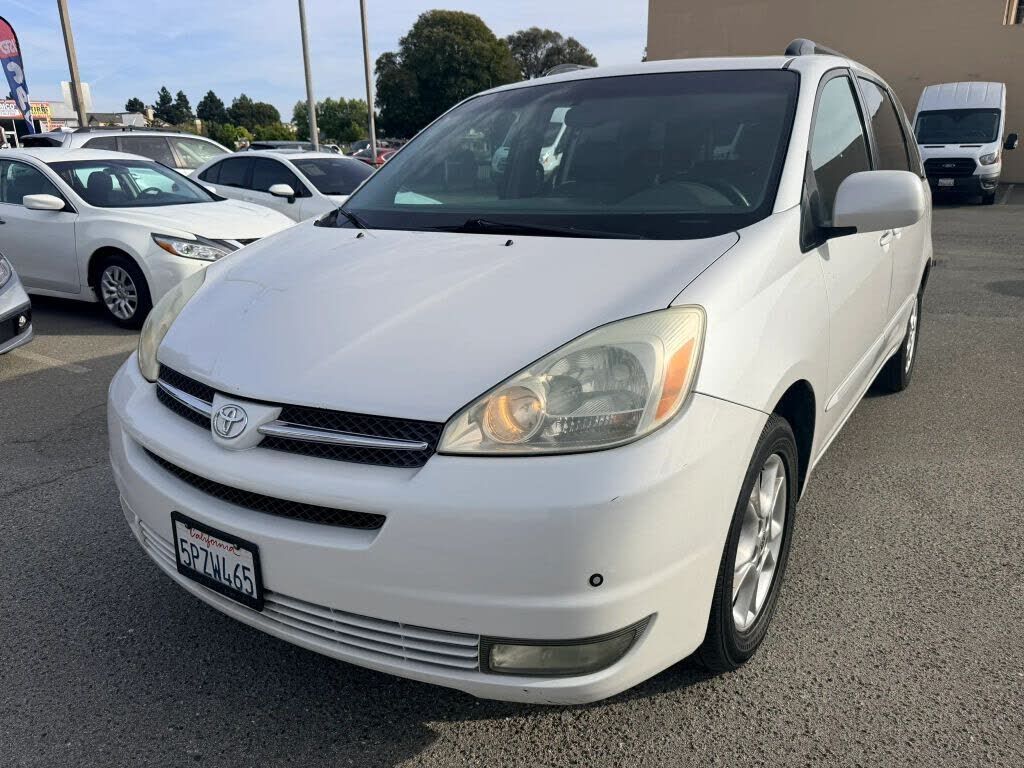 2005 TOYOTA Sienna