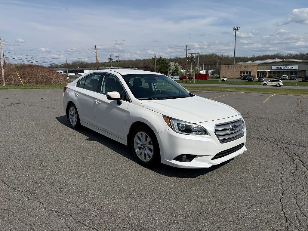 2016 SUBARU Legacy
