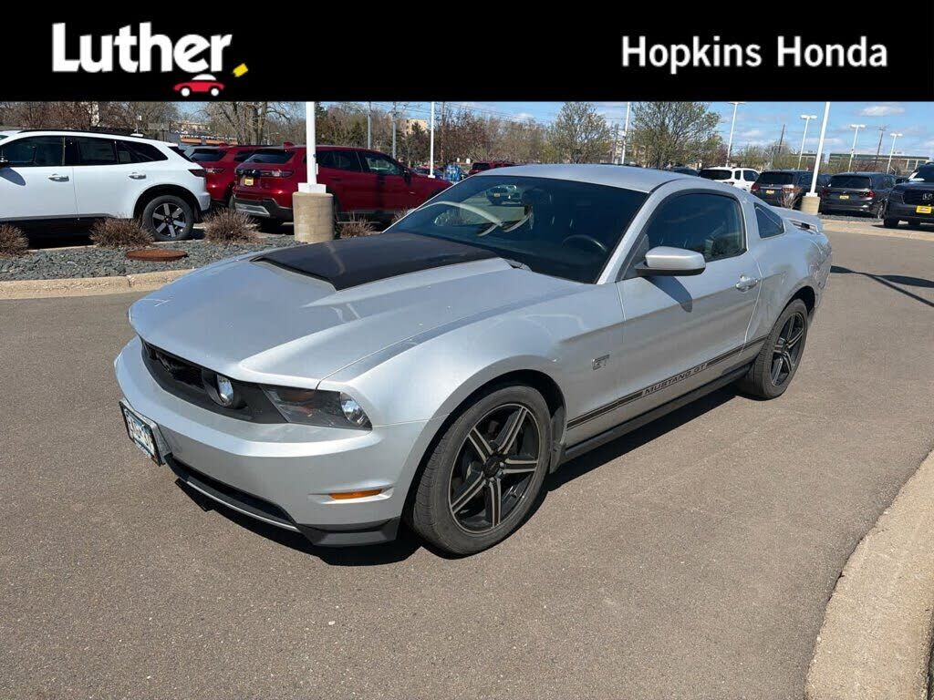 2010 FORD Mustang