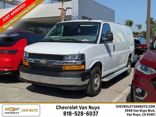 2024 CHEVROLET Express