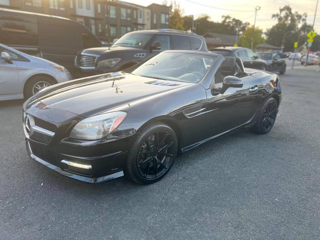 2012 MERCEDES-BENZ SLK-Class