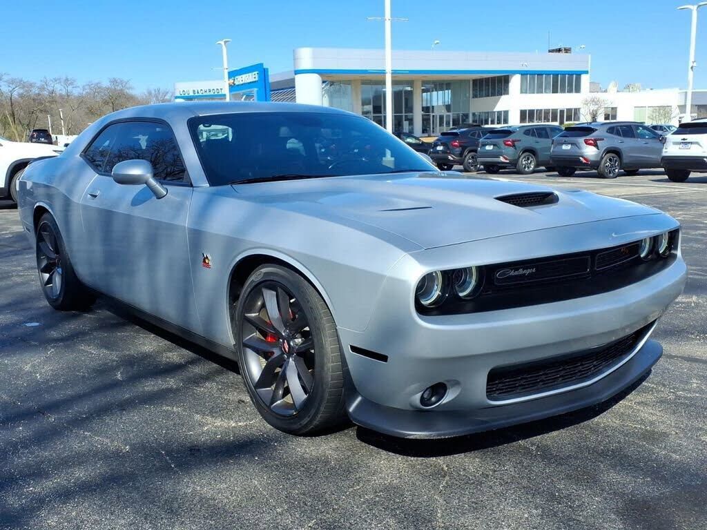 2019 DODGE Challenger