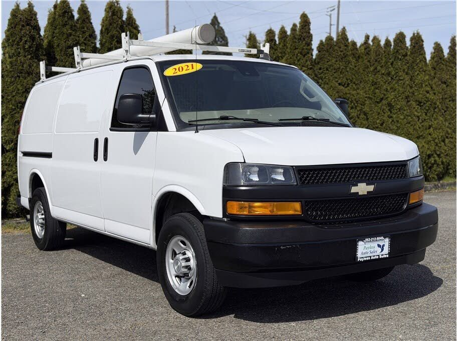 2021 CHEVROLET Express