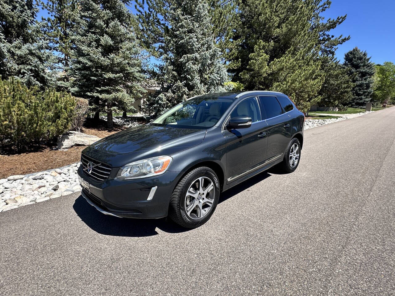 2014 VOLVO XC60