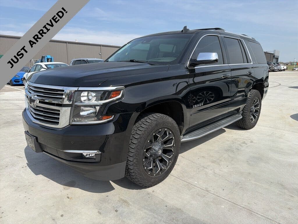 2016 CHEVROLET Tahoe