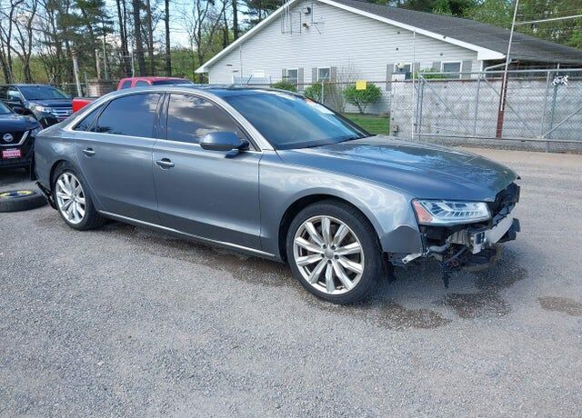 2016 AUDI A8