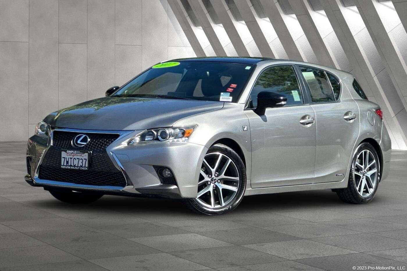 2017 LEXUS CT