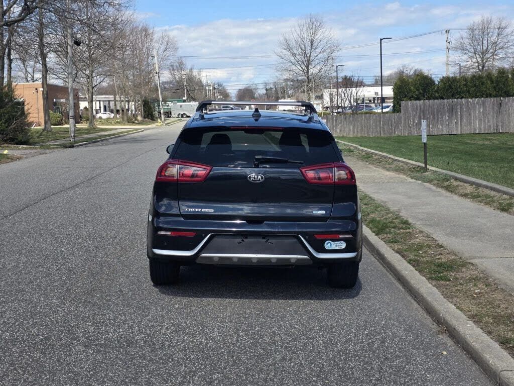 2017 KIA Niro