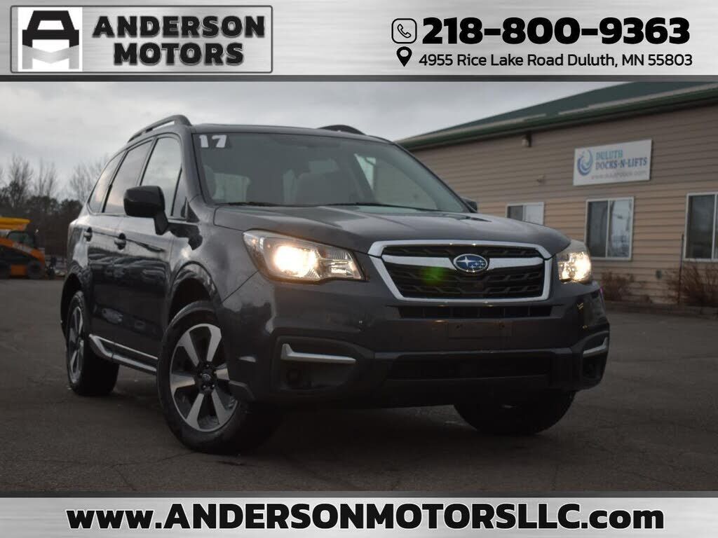 2017 SUBARU Forester