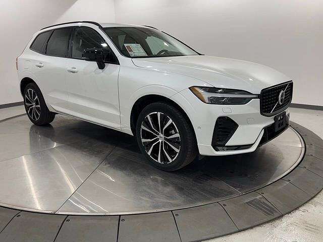 2023 VOLVO XC60