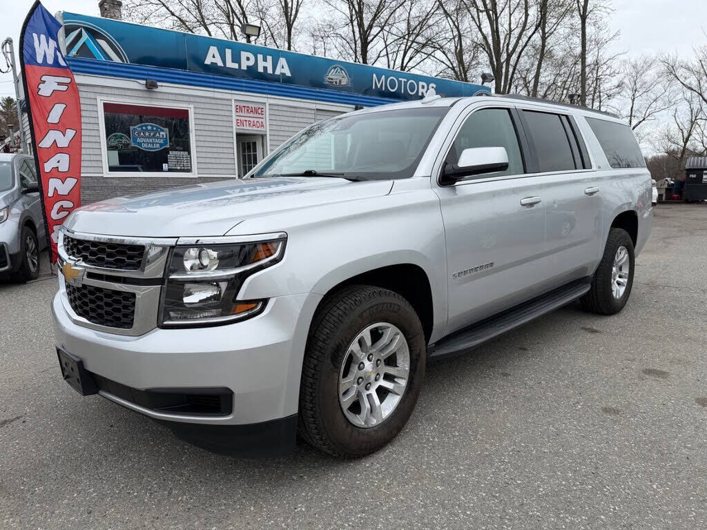 2017 CHEVROLET Suburban