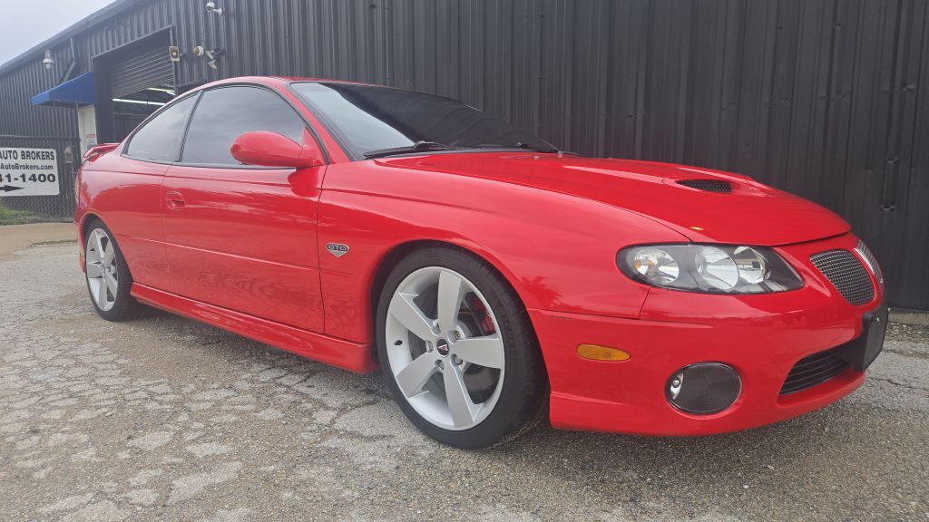 2005 PONTIAC GTO