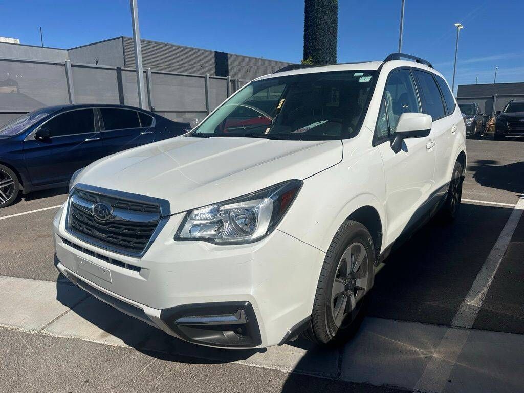 2017 SUBARU Forester