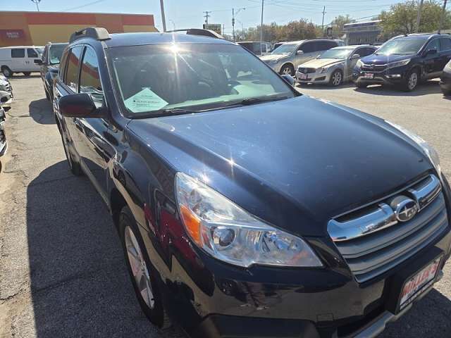 2013 SUBARU Outback