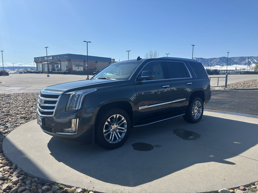 2019 CADILLAC Escalade
