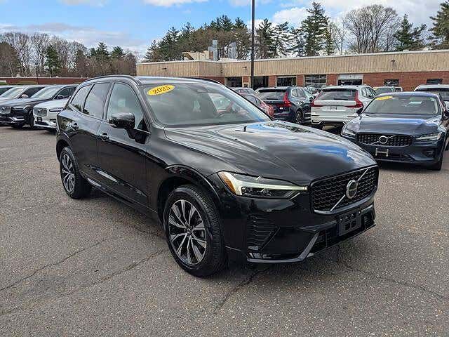 2025 VOLVO XC60