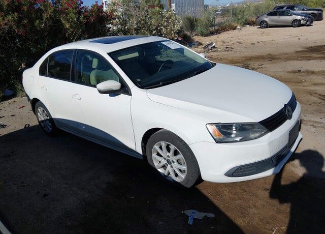 2012 VOLKSWAGEN Jetta