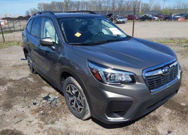 2020 SUBARU Forester