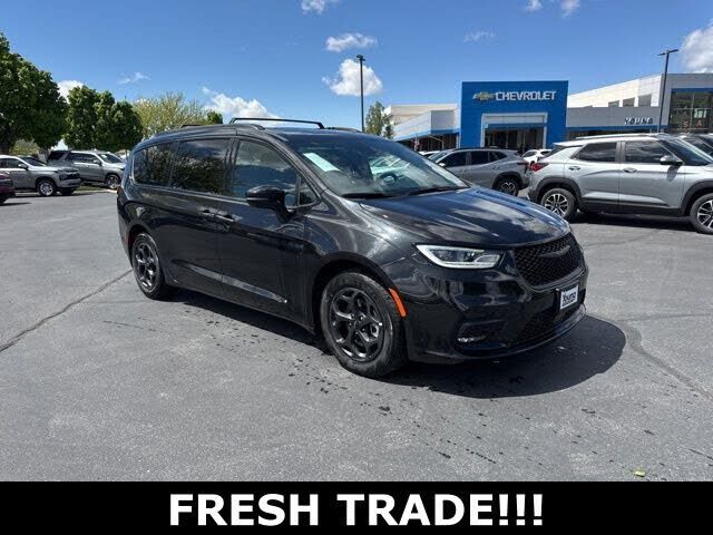 2024 CHRYSLER Pacifica