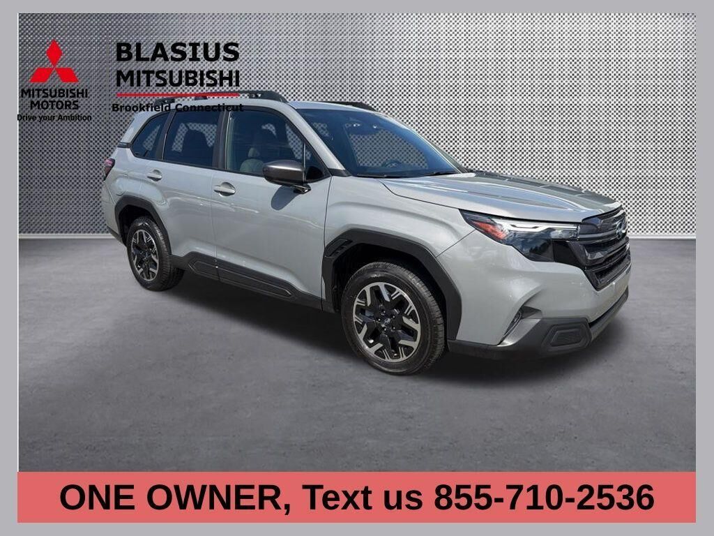 2025 SUBARU Forester