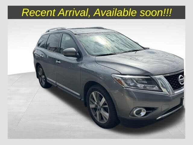 2016 NISSAN Pathfinder