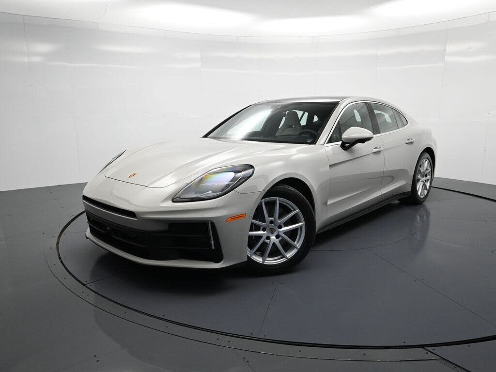 2026 PORSCHE Panamera