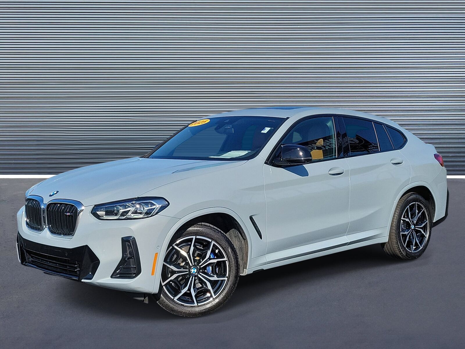 2025 BMW X4